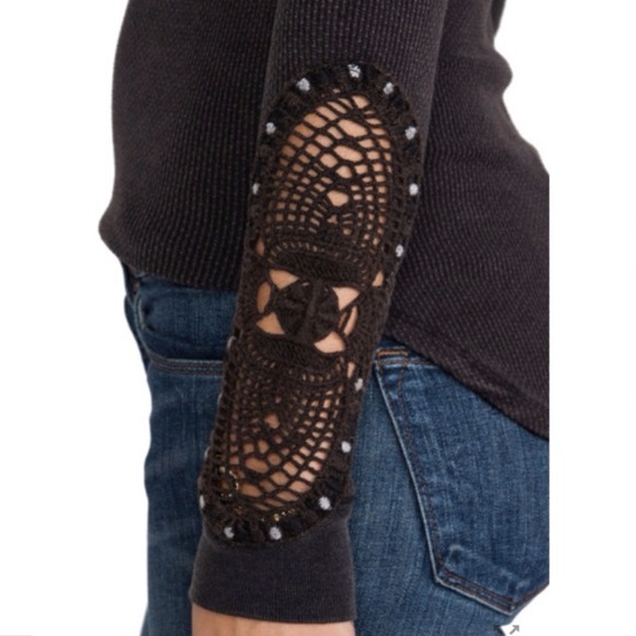 πHPx2πNWT Free People Synergy Cuff Thermal-black - Picture 3 of 4