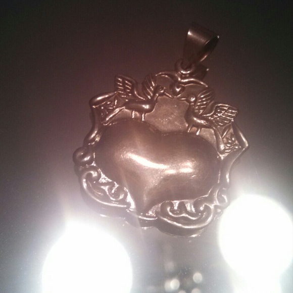 2 Turtle Doves 🎄 Sterling silver necklace pendant - Picture 2 of 4