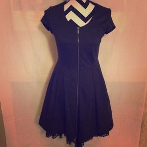 *SOLD in bundle*Kirna Zabete zip front dress