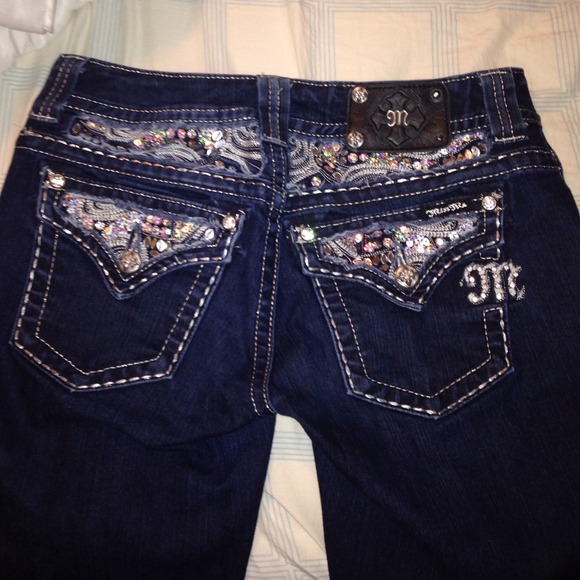 barely worn miss me jeans - Picture 2 of 3