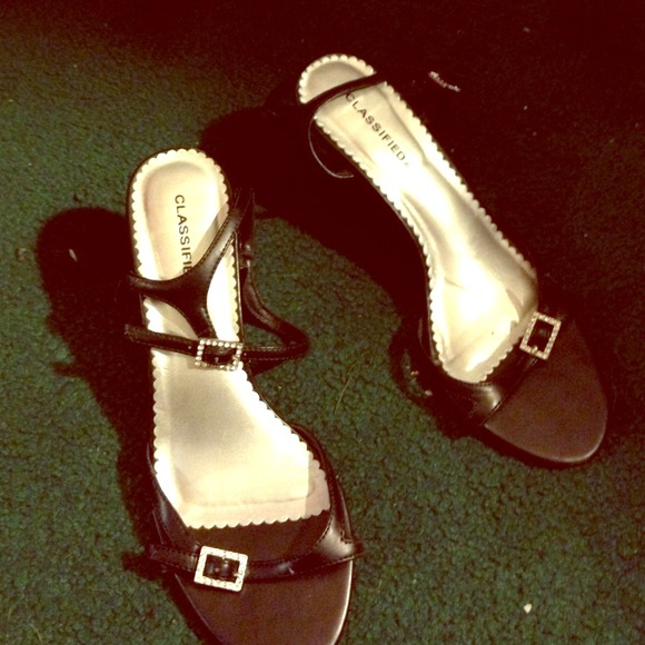 Formal shoes