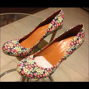 Jessica Simpson heels