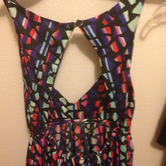 Dress - Picture 3 of 3