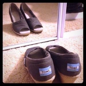 Grey Toms high heels