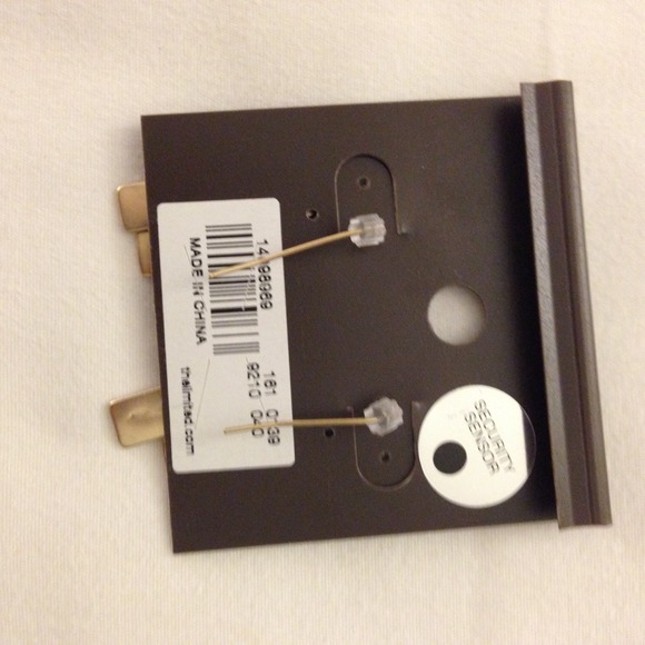 NWT- The Limited-Gold dangling earrings - Picture 3 of 3