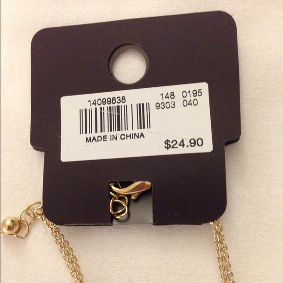 🚫Sold!  The Limited gold layer necklace - Picture 2 of 2