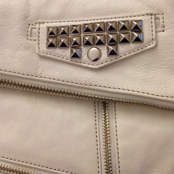 UNIQUE Rebecca Minkoff white purse: Bloomingdales! - Picture 2 of 4