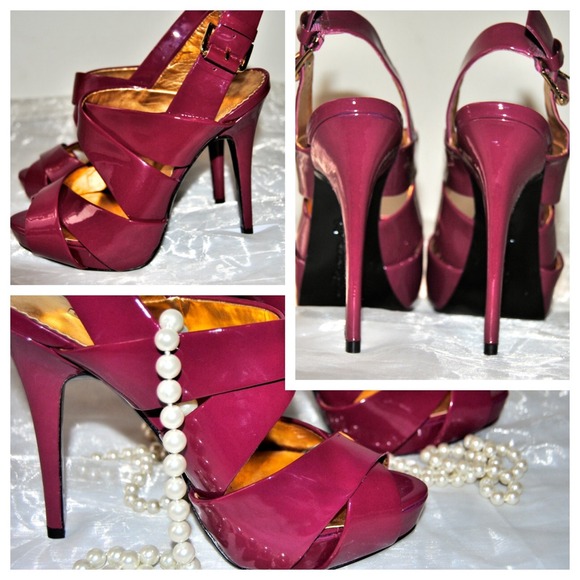 Report Signature Stiletto Sandals - Sexy 4 Summer