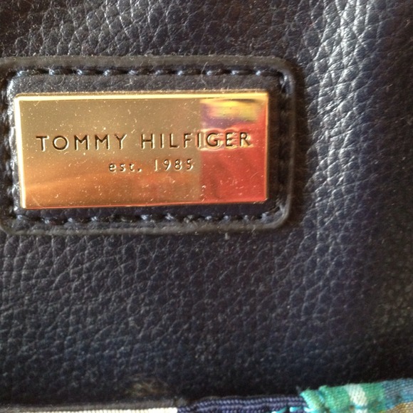 Tommy Hilfiger bag