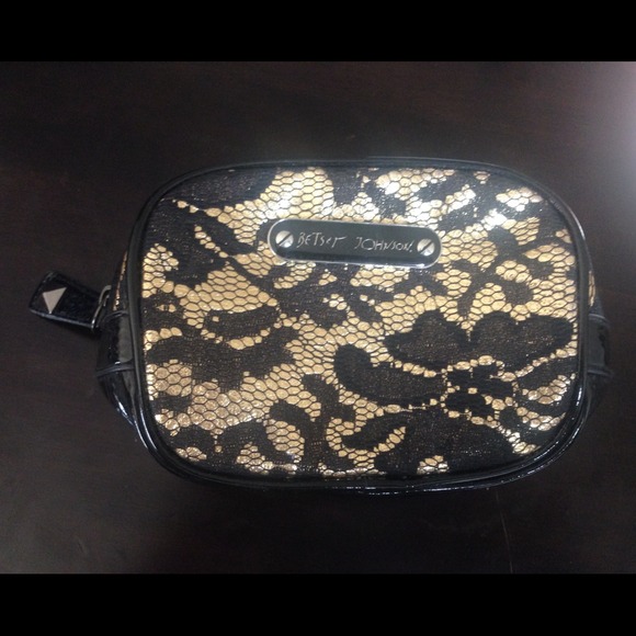 New Authentic Betdy Johnson makeup bag