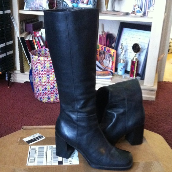 Black Boots
