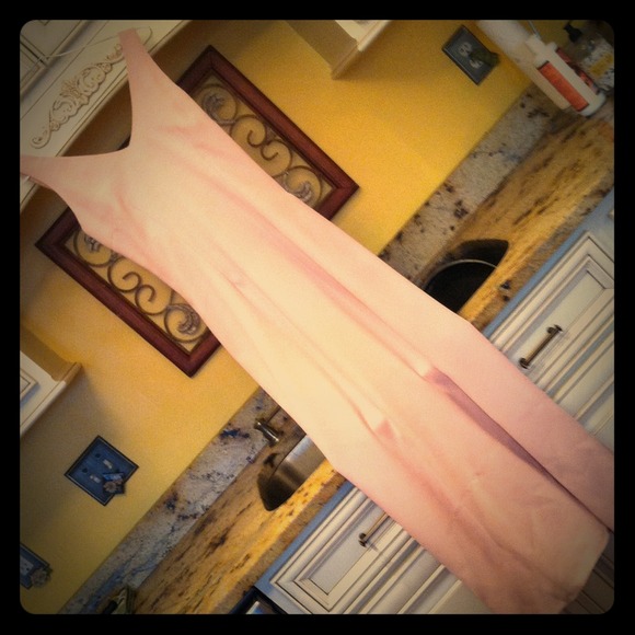 Reduced!! Nicole Miller long pale rose color gown - Picture 3 of 3