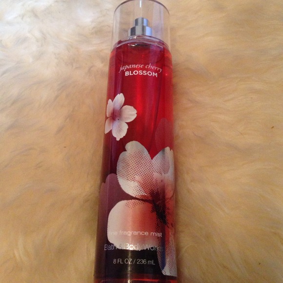 Japanese cherry blossom perfume