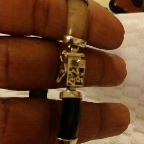 Multi colored jade oriental bracelet - Picture 4 of 4