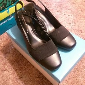 Complete comfort casual dress shoes