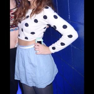 long sleeved fitted crop top