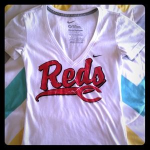 Cincinnati Reds Nike slim fit T-shirt