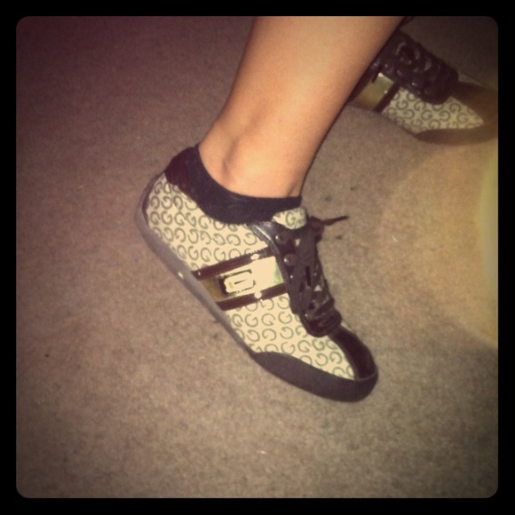 Brown Guess shoes