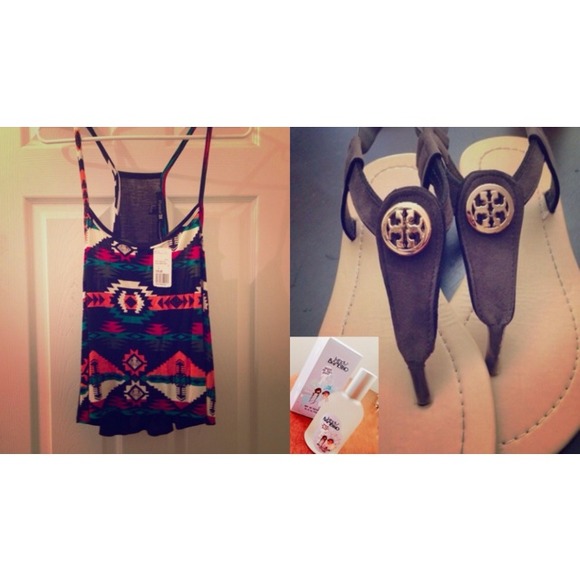 Bundle! F21 top and sandals :)