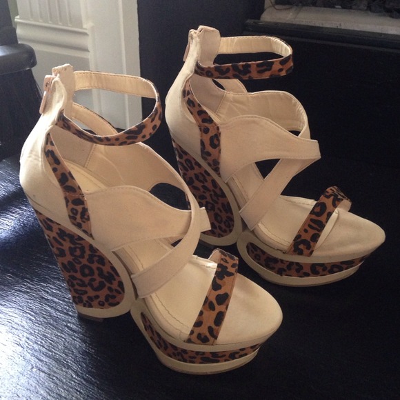 Shoes - HOLD for @lindseylove143