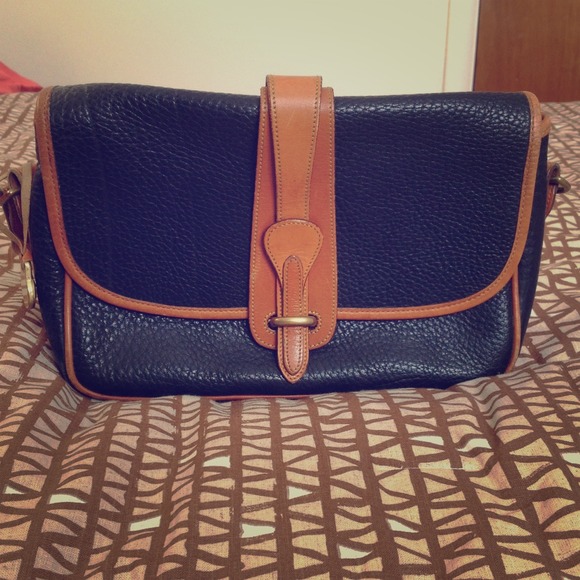 Vintage Dooney and Bourke cross body