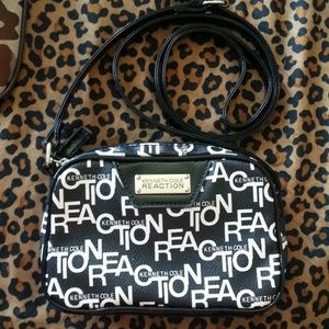 Kenneth Cole reaction cross body nwot