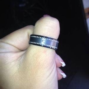 Men's ring