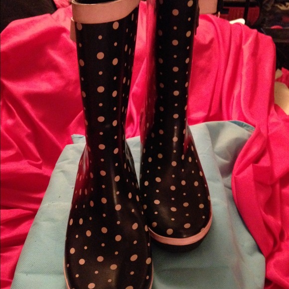 Super cute  rain boot wedges