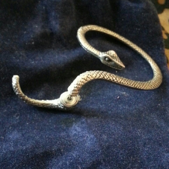 Snake earring