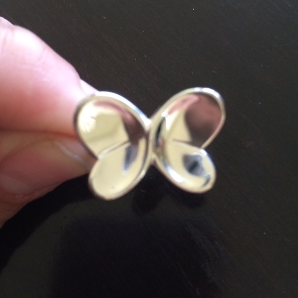 Sterling silver butterfly ring - Picture 1 of 3