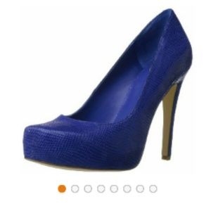 ***price cut***Bcbg 5 inch platform pumps