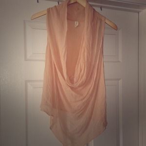 Super cute light deep neck tank