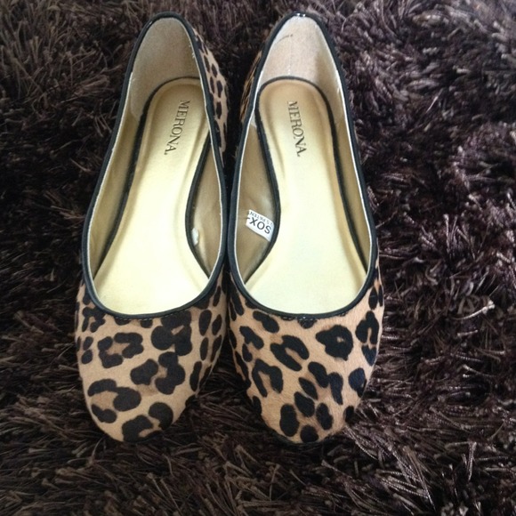 🎀🎉HOST PIC🎉🎀Leopard print shoes
