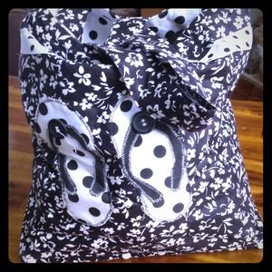 Flip flop tote