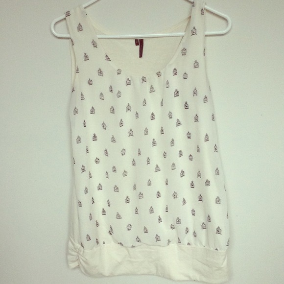 Super cute bird cage top!