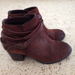 Dolce Vita Java Ankle Boots Espresso Brown Suede