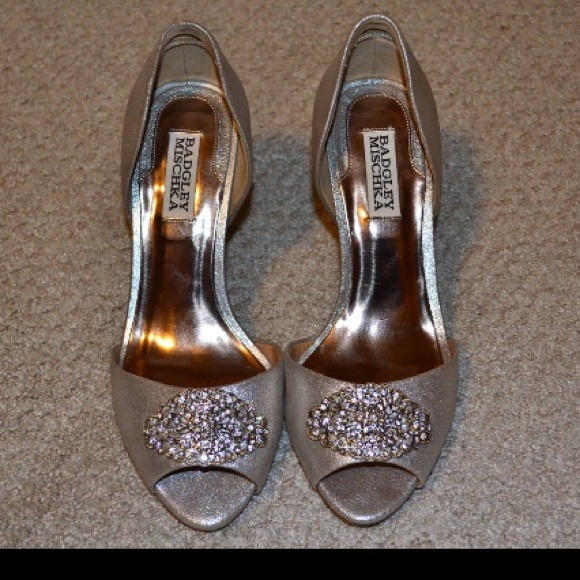 Bagdley Mischka shoes