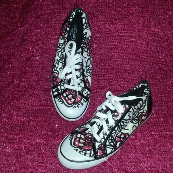 "SOLD" Cute authentic Coach Barrett - Picture 2 of 4