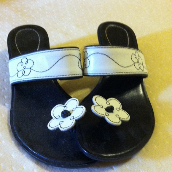 Sandles white slight heel