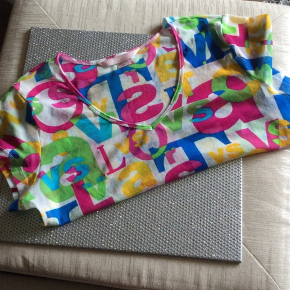 Sheer top with multi-color letters - Picture 3 of 3