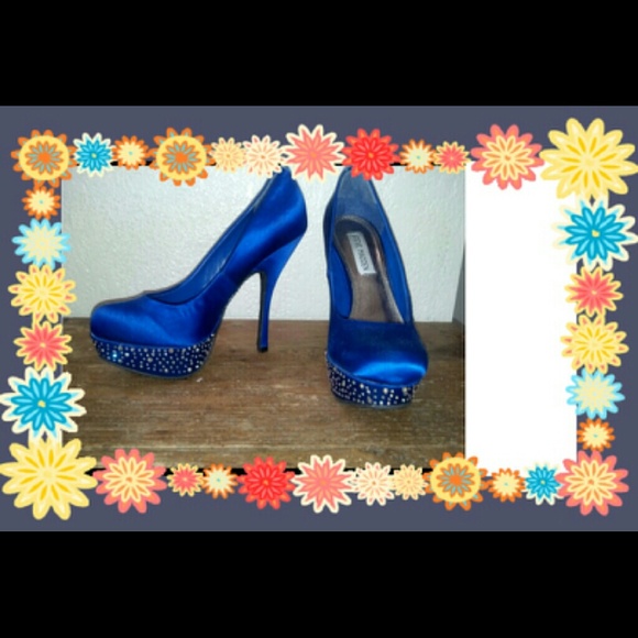 Royal Blue pumps