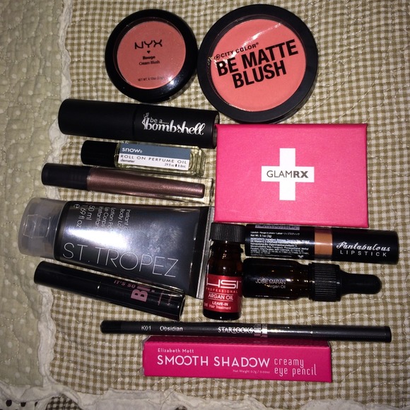 Ipsy glam bag items