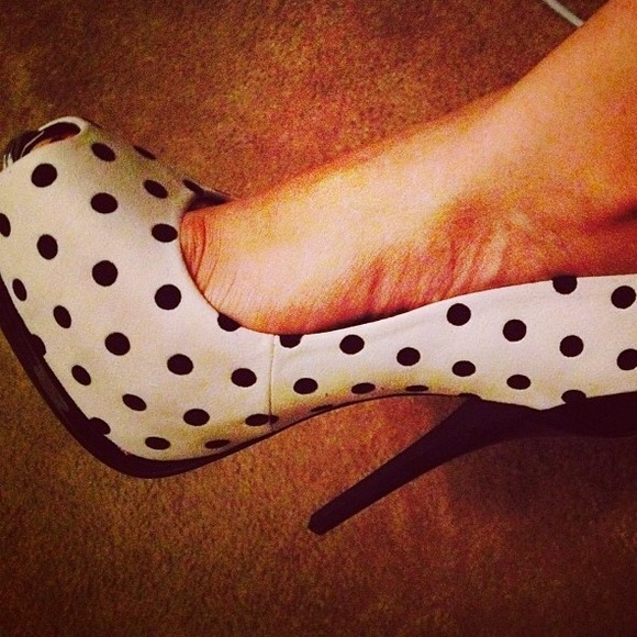 Andrea polka dot suede shoes - Picture 1 of 4