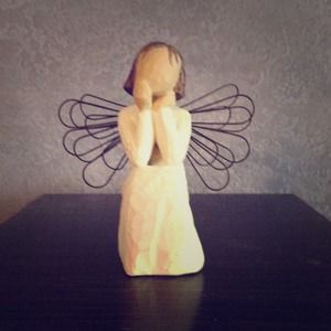 Angel of Caring, Susan Lordi Collectable figurine