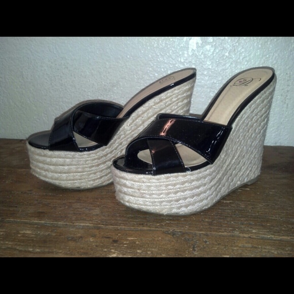 D slip on shoes