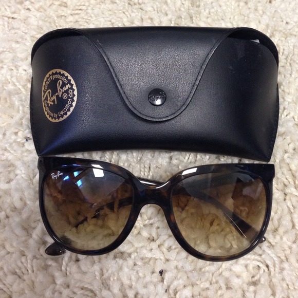 Rayban oversized wayfarers