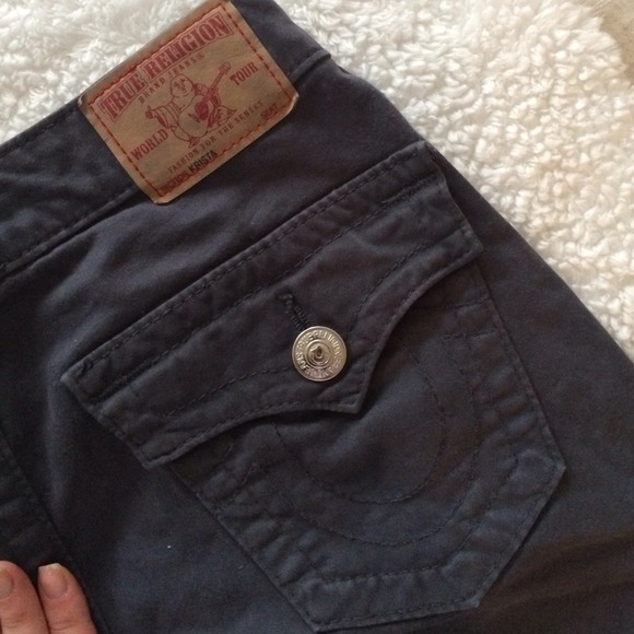 True Religion Cargo Pants - Picture 2 of 4