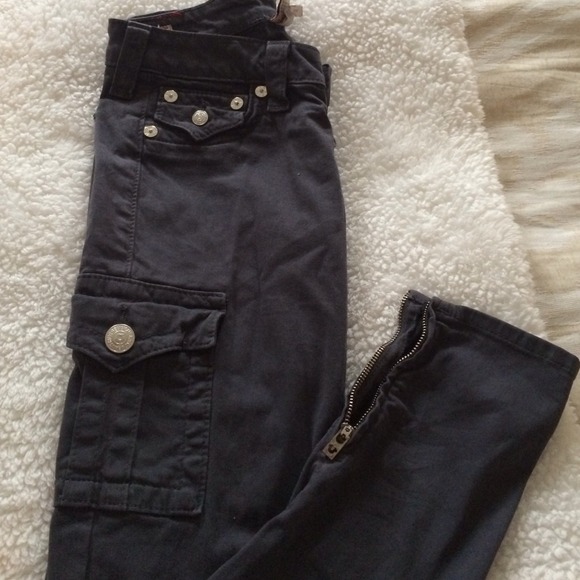 True Religion Cargo Pants - Picture 3 of 4