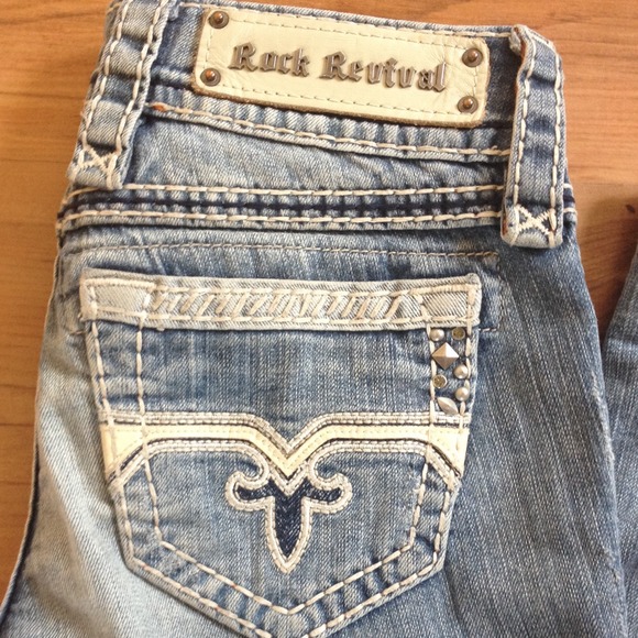 Rock revival light wash jeans - Picture 2 of 4