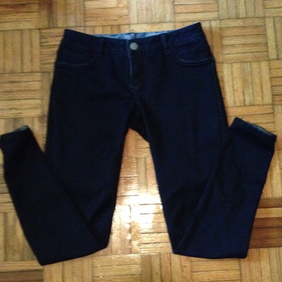 Floral/ Dark blue(navy) jeans!!